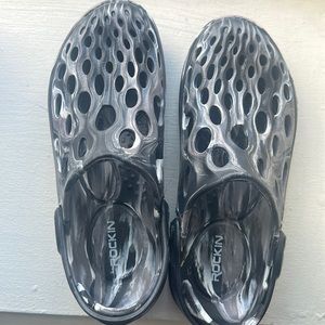 Rockin waterproof crocs